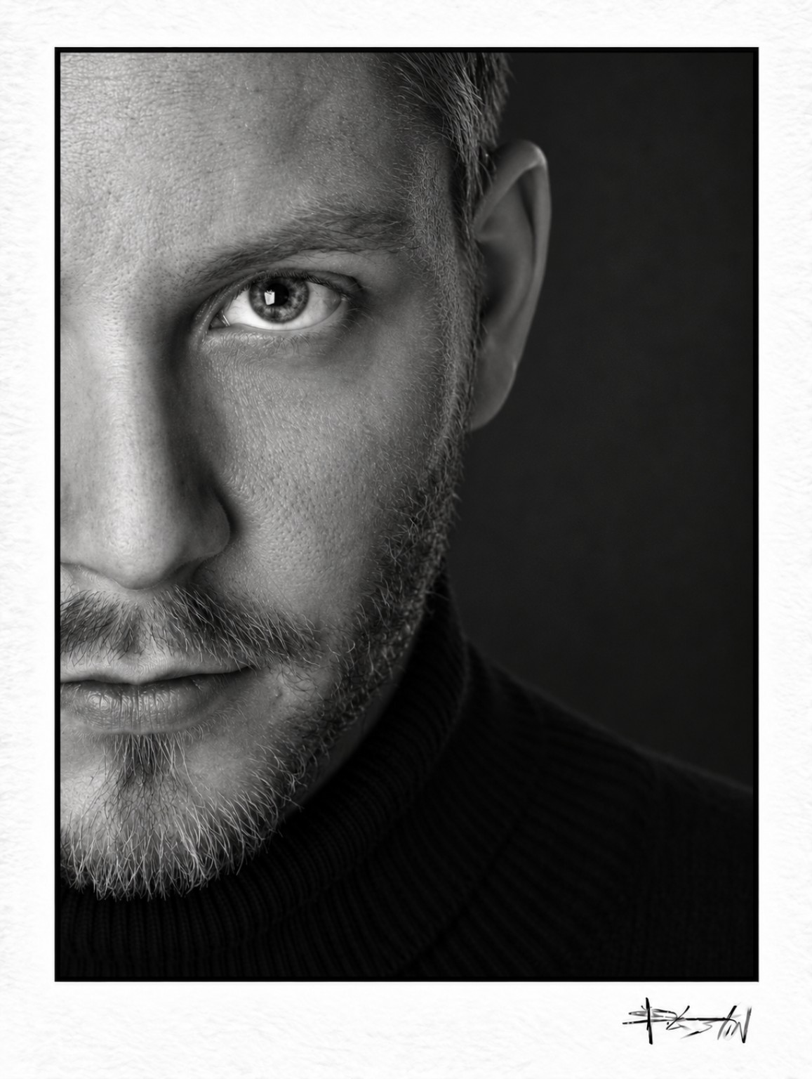 Portrait en cours — étude 07